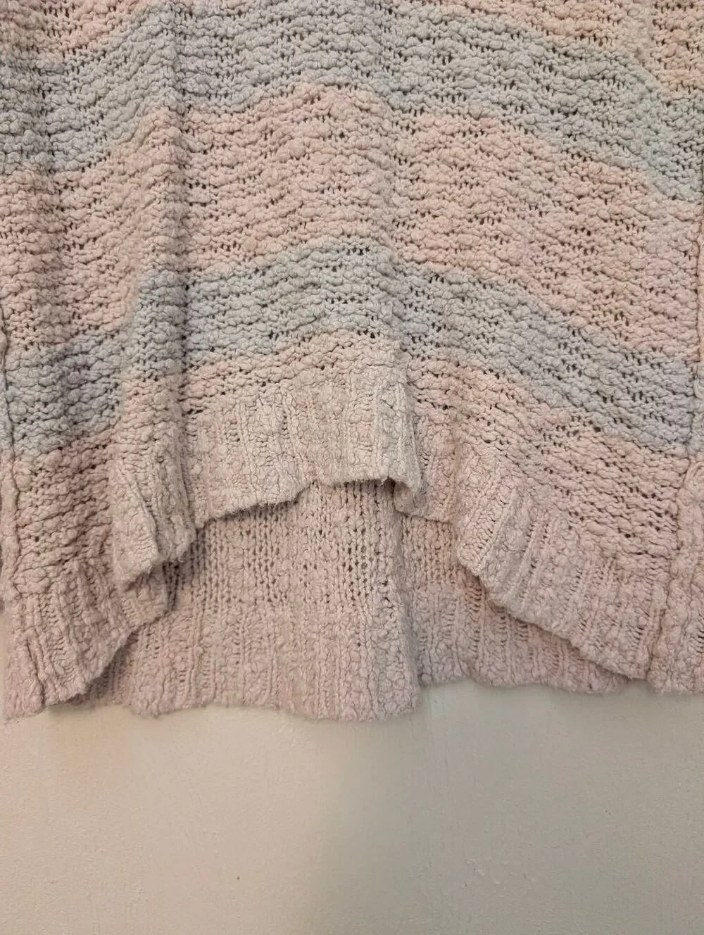 Free People Pullover Sweater Chunky Knit Size S grey & pink